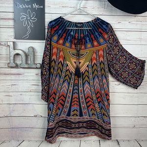Feathers by Tolani Bohemian geometric print top L